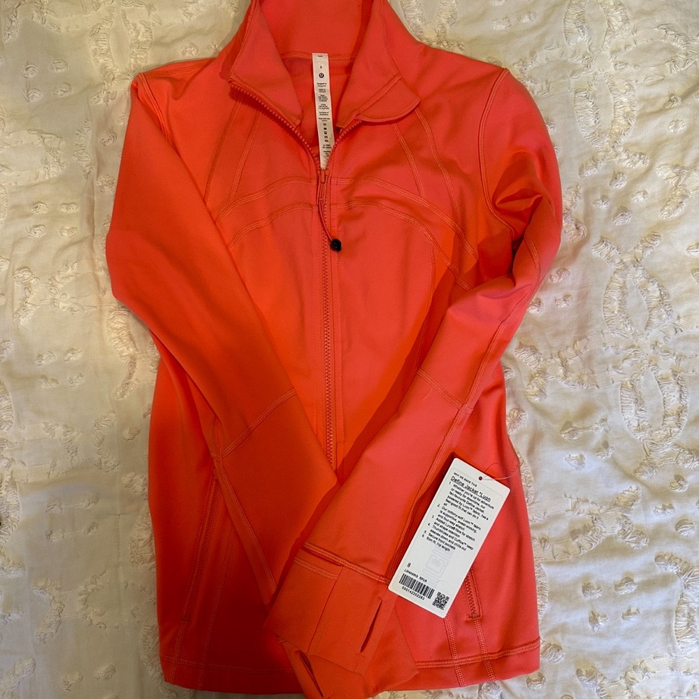 NWT RASPBERRY CREAM LULULEMON DEFINE JACKET
